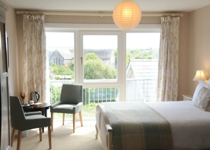 Couette-café Wisteria House *